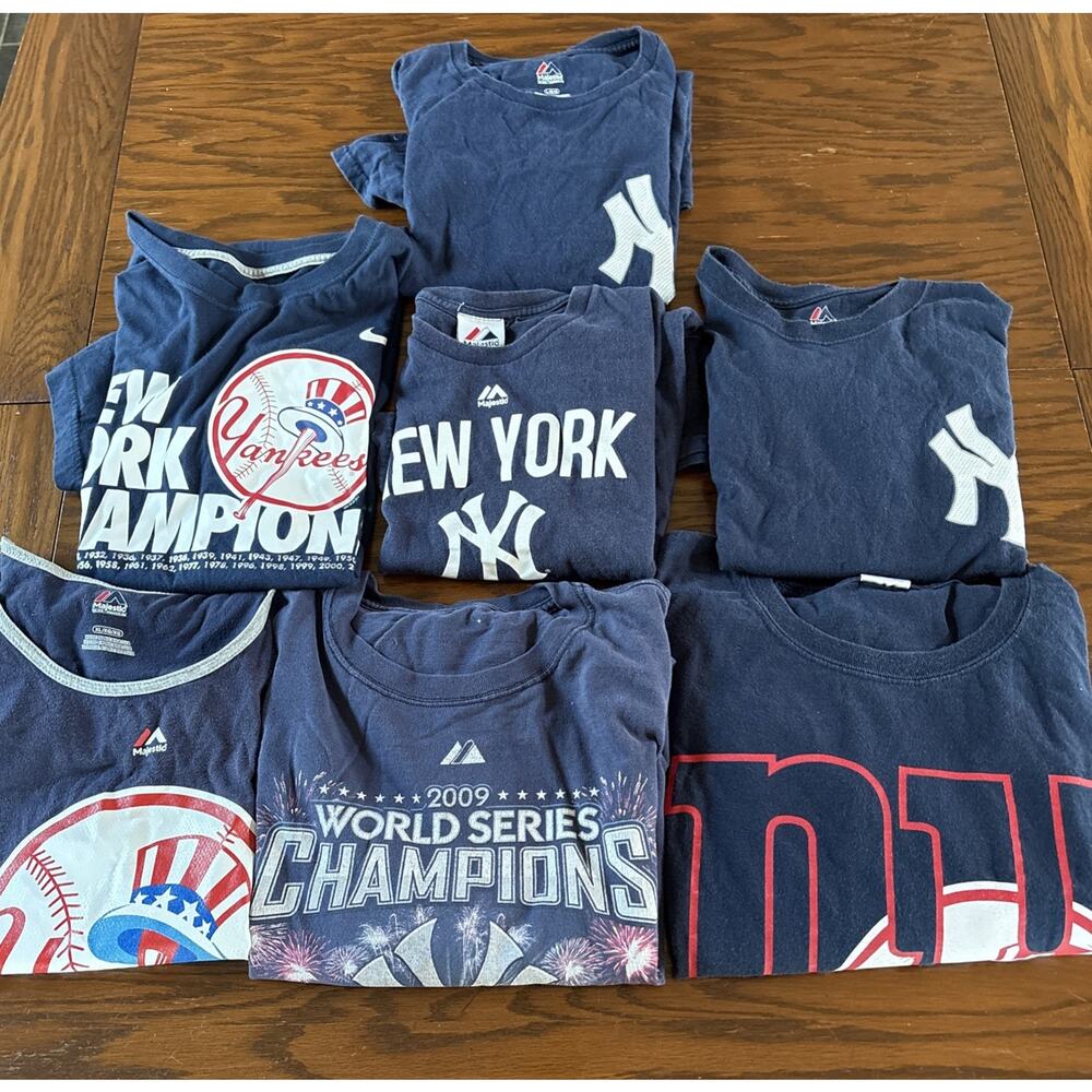 Lot Of 7 New York Yankees T Shirt MLB Baseball Reseller Lot